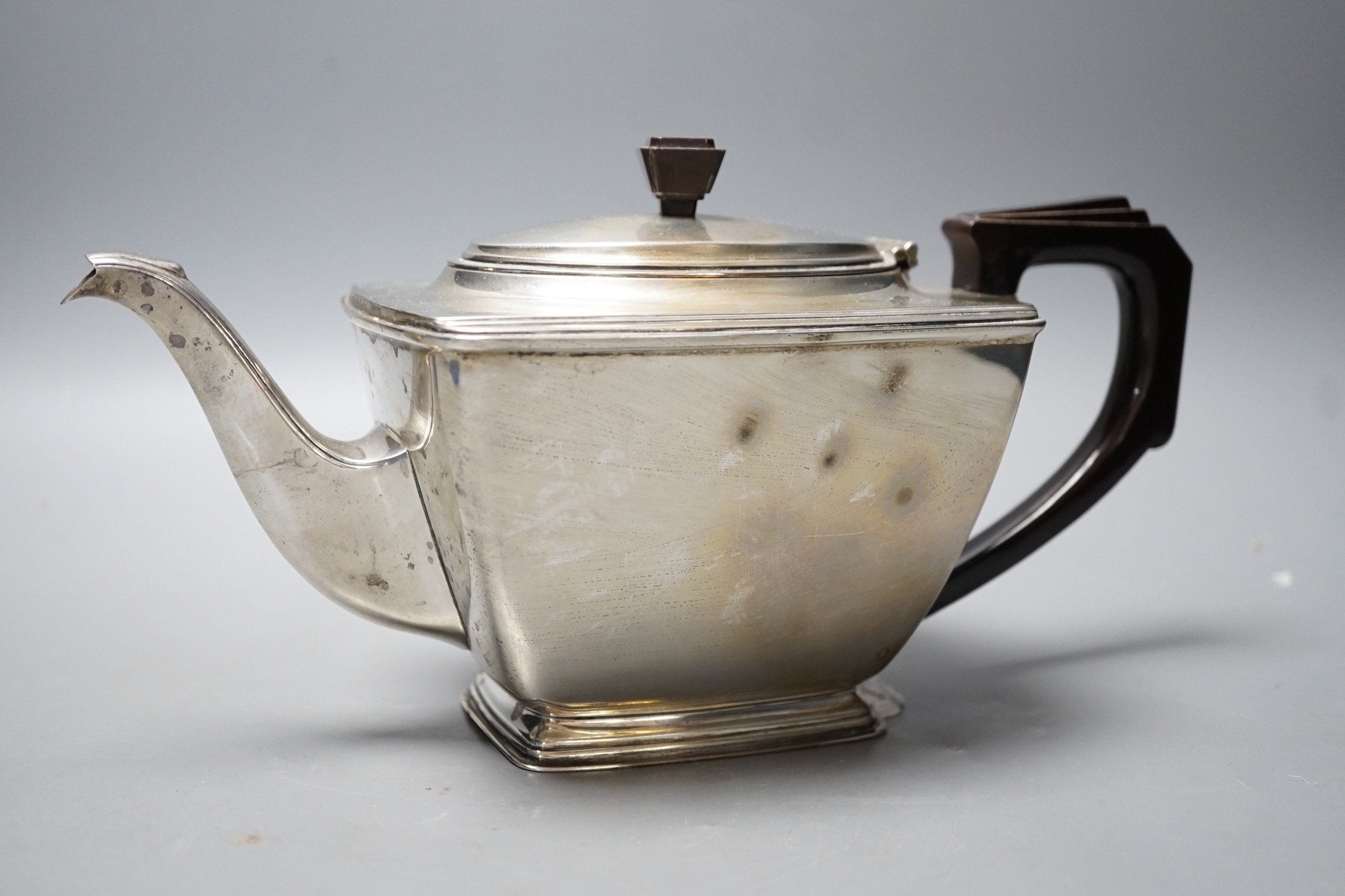 A George V Art Deco silver teapot, William Neale Ltd, Birmingham, 1935